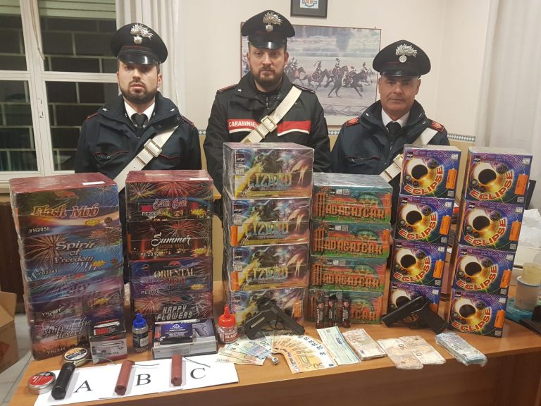 Maxi sequestro di materiale esplosivo: 30enne nei guai