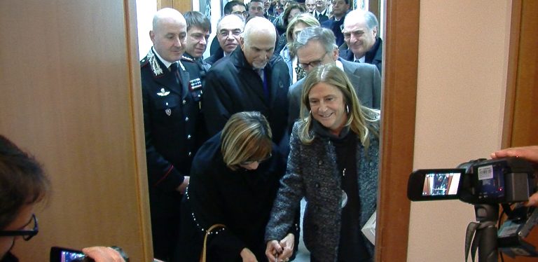 VIDEO/ Al Comando Carabinieri si inaugura l’aula protetta. Cagnazzo: “Spazio in cui aprirsi serenamente”