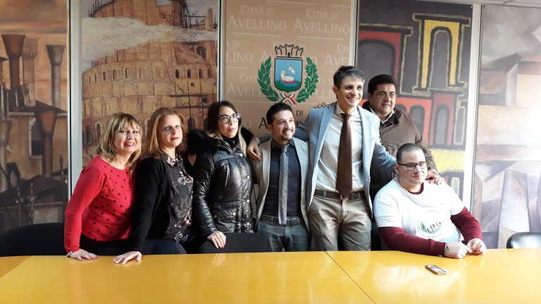 VIDEO/ I commercianti del centro storico si organizzano il loro Natale: “Fatto tutto in 10 giorni e autotassandoci”