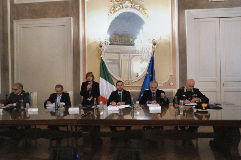 Sicurezza, sì al controllo di vicinato: patto tra forze dell’ordine e cittadini