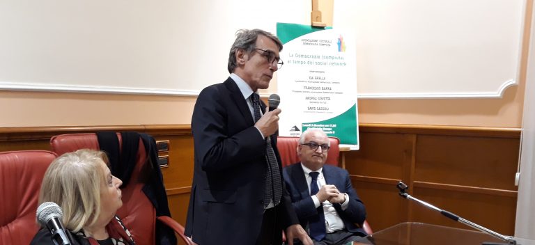 Social network e democrazia, l’allarme del vice Presidente del Parlamento Europeo, Sassoli: “Servono regole”