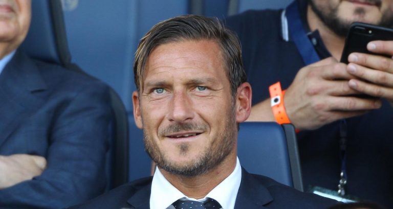 VIDEO/ Cuore di capitano: Totti incontra la piccola Gioia