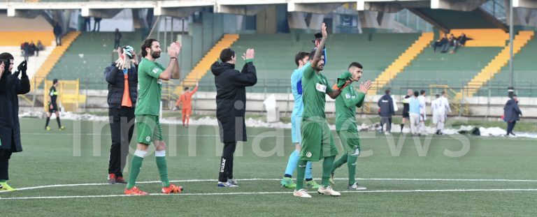 Calcio Avellino, rincorsa al primato tra entusiasmo e turnover