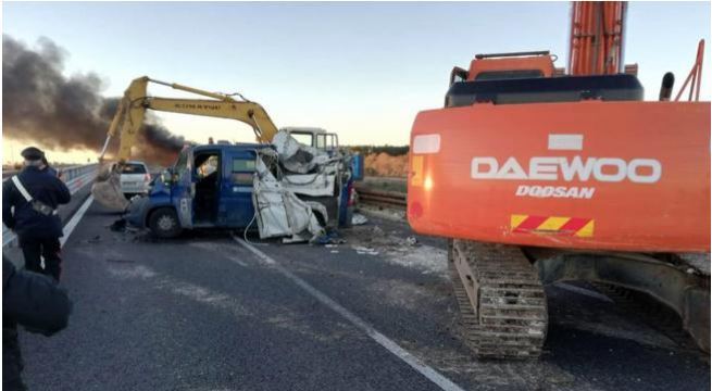 Bari, assalto al blindato con ruspe e camion in fiamme. Stesso scenario dell’A16