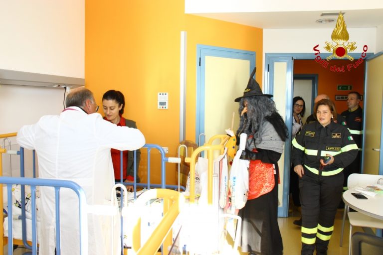 Città Ospedaliera, in Pediatria arriva la Befana