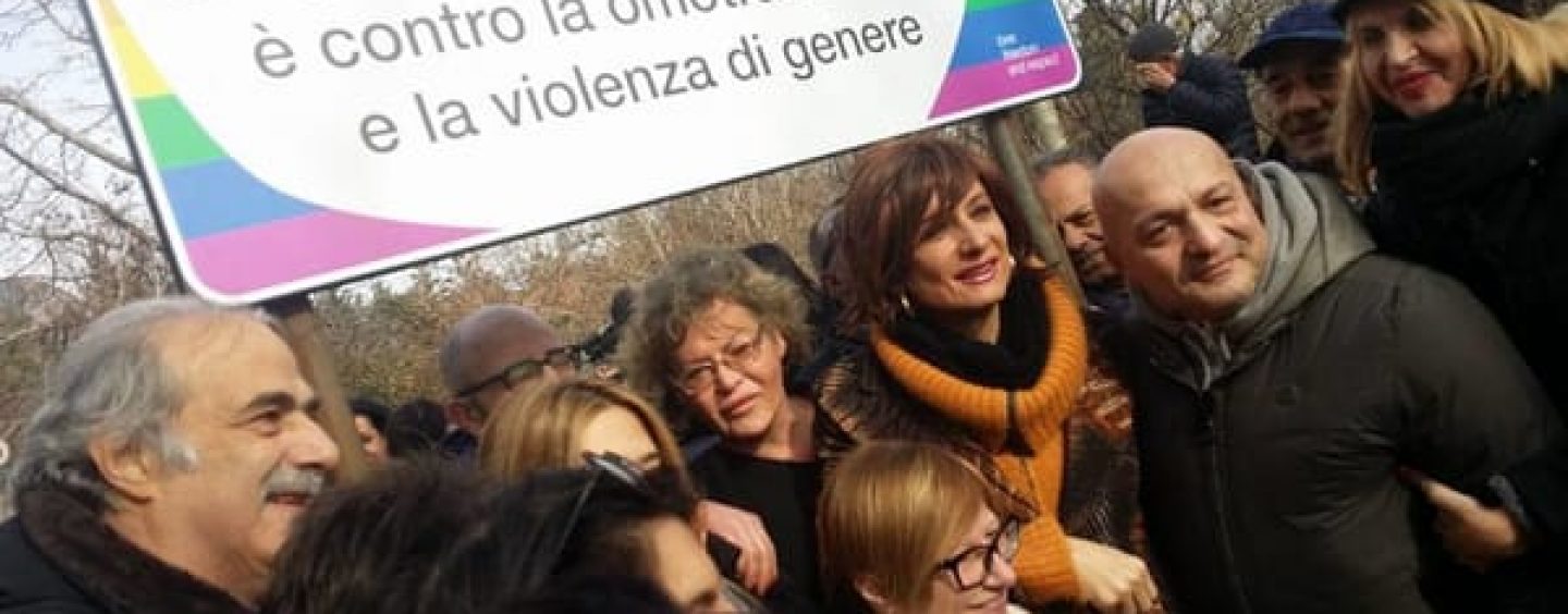 E’ tempo di Candelora, Ospedaletto premia Luxuria e Colasurdo con la cittadinanza onoraria