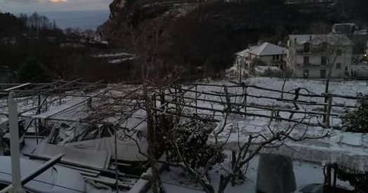 Neve a Salerno e in Costiera Amalfitana. Università chiusa anche al personale amministrativo