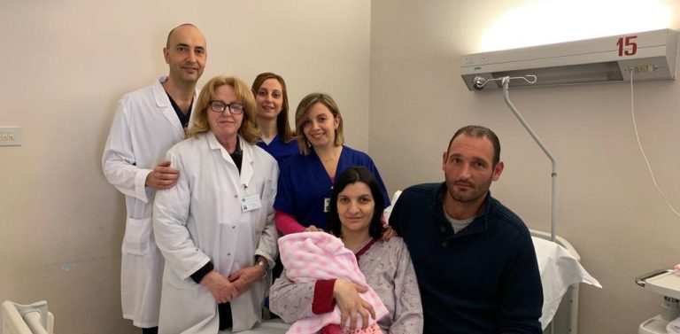 VIDEO/ Primo fiocco rosa in Irpinia nel 2019: è nata Gerarda al “Landolfi”