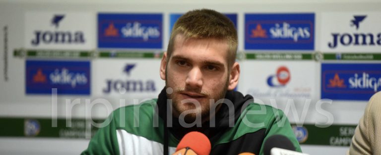 Calcio Avellino, quanta sosta: ripresa tra buone e cattive notizie