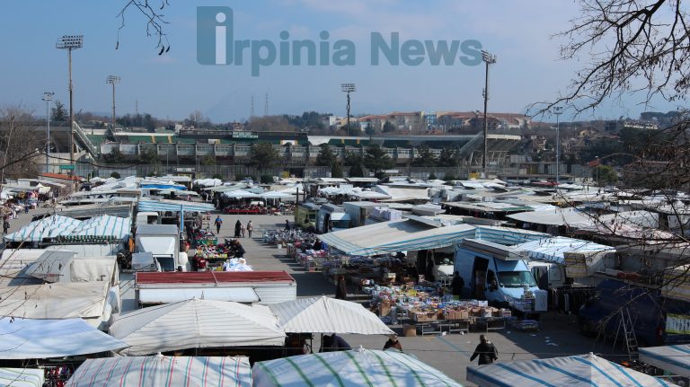 VIDEO/ Stop al mercato bisettimanale, dopo l’annuncio del sindaco ecco le reazioni degli avellinesi