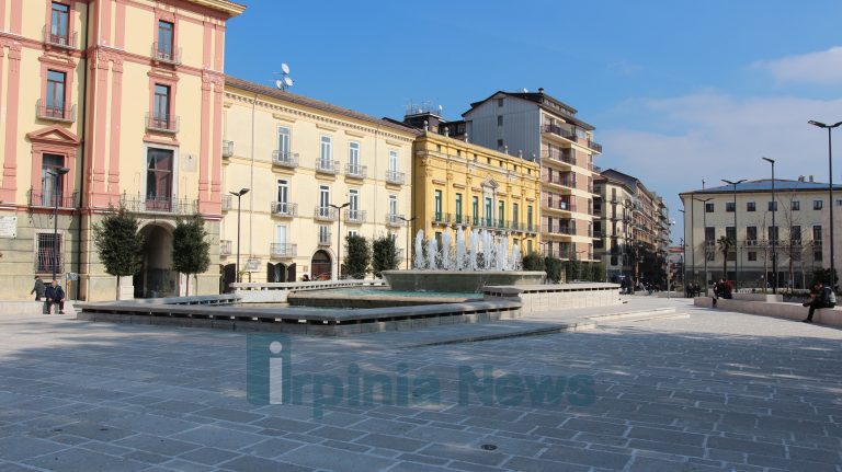 Avellino, dall’Eliseo a Piazza Libertà: dove il degrado regna sovrano