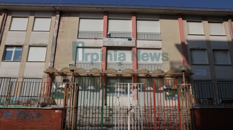 “Scuola di Legalità”, al “Perna-Alighieri” lotta al bullismo e alla contraffazione