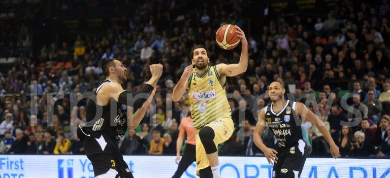 Sidigas, i playoff si allontanano. Il derby del Sud se lo aggiudica l’Happy Casa Brindisi
