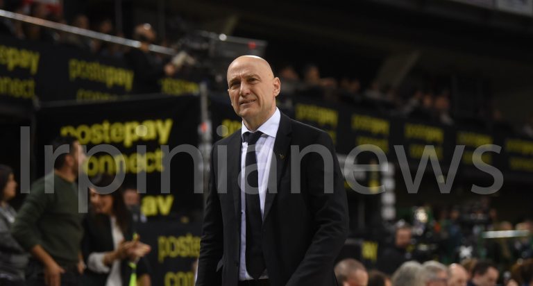 UFFICIALE/ Vucinic non è più l’allenatore della Sidigas: squadra al vice Maffezzoli