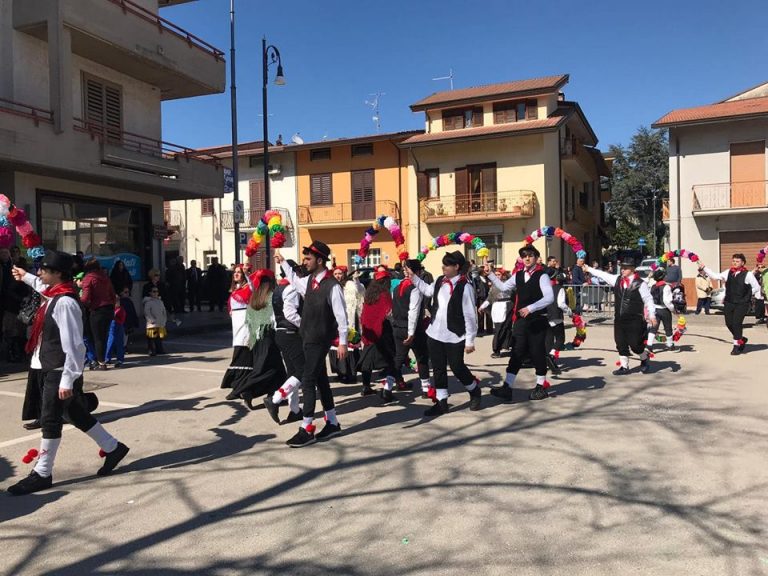 Grande successo per “La Zeza” di Montemiletto: al top la Serenata della sposa