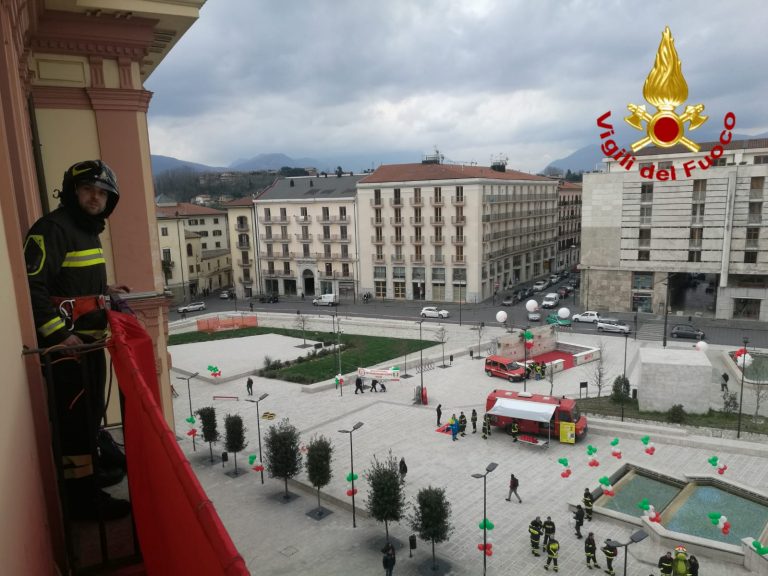 VIDEO/ “Pompieropoli” in città, D’Eliseo: “Più sicurezza con la collaborazione dei cittadini”