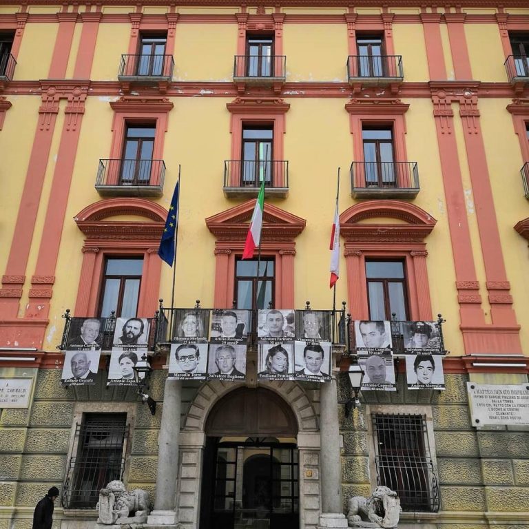 La Provincia invia dispositivi di protezione individuale nelle zone rosse irpine