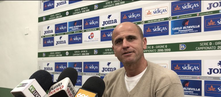 Avellino, rompicapo difesa. Bucaro: “Entusiasmo sì, ma occhio alle insidie”