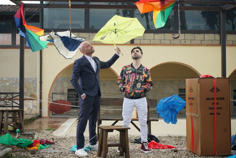 “Non ci ferma nessuno”. Ecco il singolo di Luca Abete, da inviato di Striscia a cantante