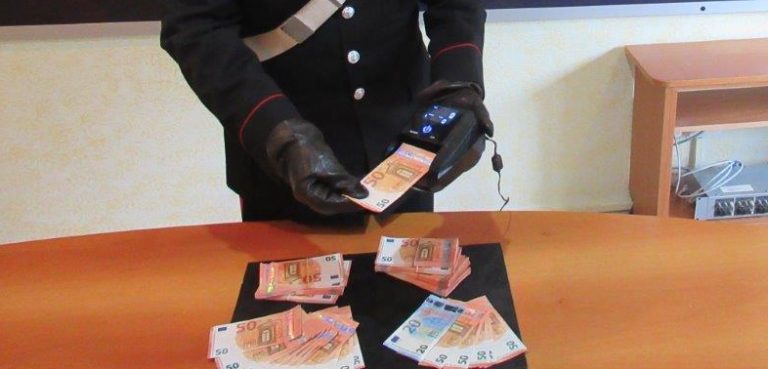 Sorpresi con 20 mila euro falsi, nei guai due lombardi