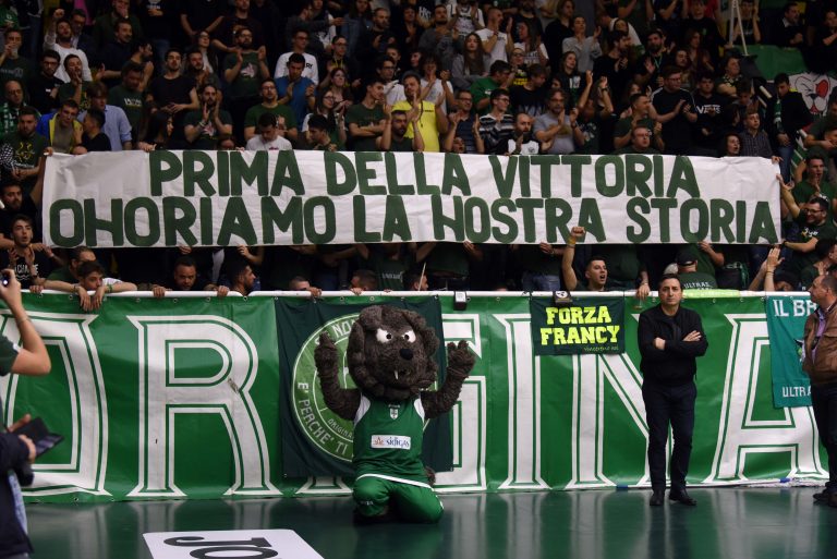 Scandone, gli Of incontrano De Cesare: “A Napoli per dei chiarimenti, ma siamo solo stati presi in giro”