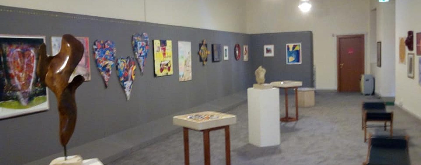 L’arte per la pace al Carcere Borbonico, la mostra di Arteuropa con artisti contemporanei