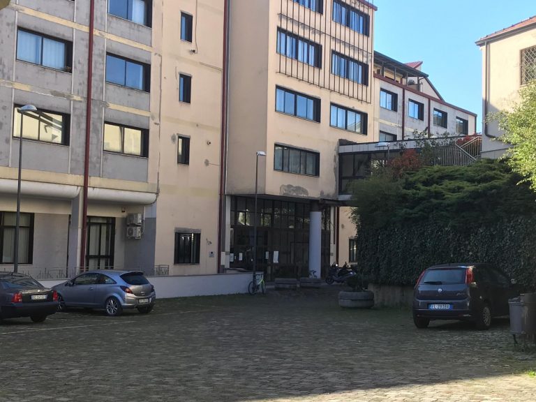 Avellino illumina i suoi monumenti per la Giornata internazionale contro la violenza sulle donne