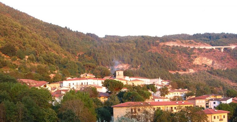 Salza, sagra della Castagna e veleni: 10 condanne per diffamazione
