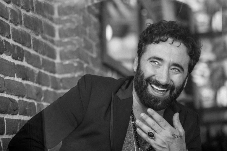 E’ il momento dei Tiromancino, grande concerto al Teatro Gesualdo con l’Ensemble Symphony Orchestra