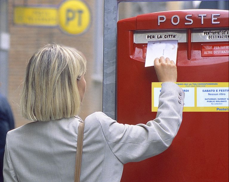 Addio vecchie cassette postali: il progetto “Decoro urbano” arriva in provincia di Avellino