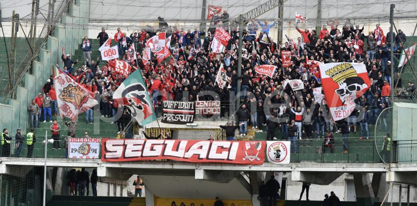 Avellino-Bari, restrizioni in vista per i tifosi ospiti: al Partenio con la tessera