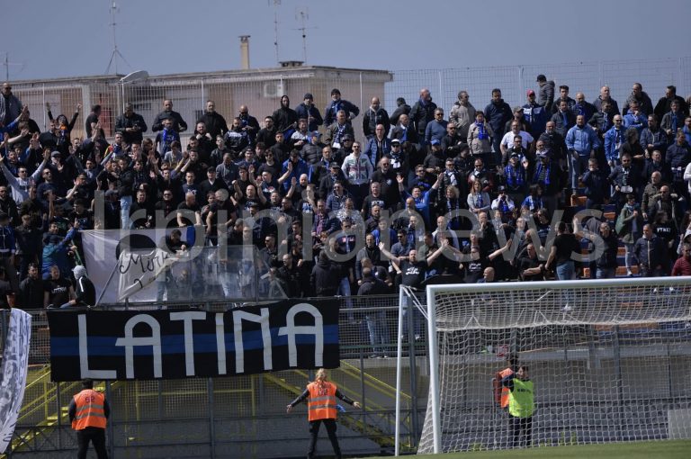 Avellino – Latina, tifosi laziali solo nel settore ospiti