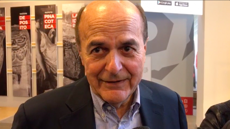 VIDEO/ Bersani ad Avellino: “Qui tre Centrosinistra sono troppi. Salvini? E’ il Ministro dell’Esterno”