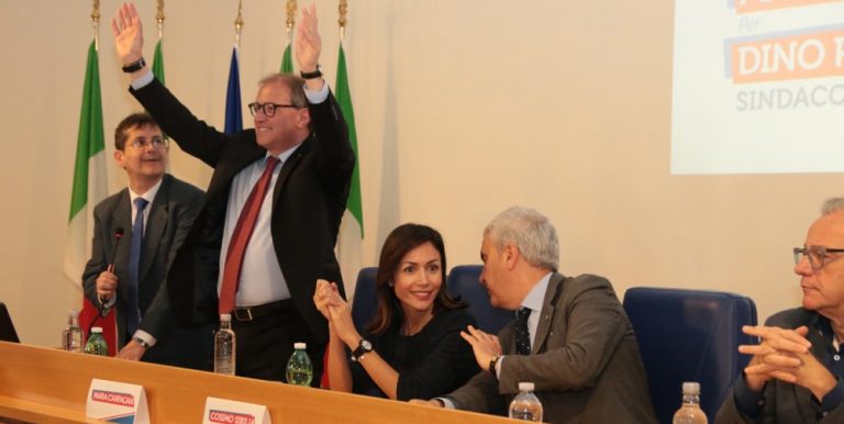 VIDEO/ Mara Carfagna in città: “Preziosi l’uomo giusto per Avellino. La Lega? Con i 5 Stelle dà il peggio di sé”