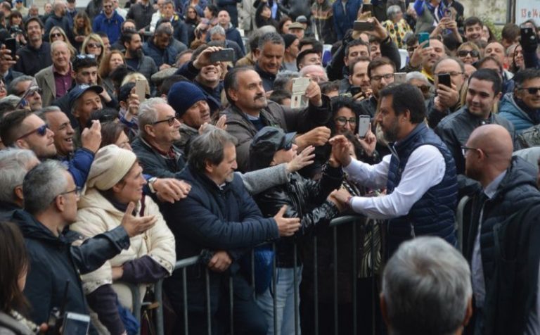 VIDEO/ Tutti pazzi per Salvini: l’Irpinia si scopre leghista