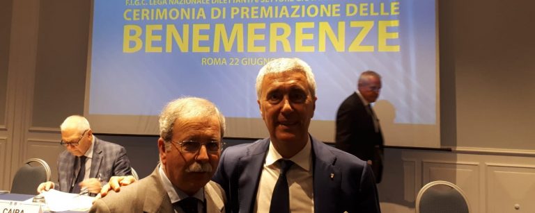 Fernando Selvitella premiato dalla Fgci per l’ultraventennale attività di dirigente di società calcistiche irpine