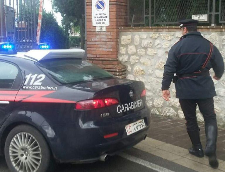 Viola il posto di blocco: ragazzo irpino denunciato