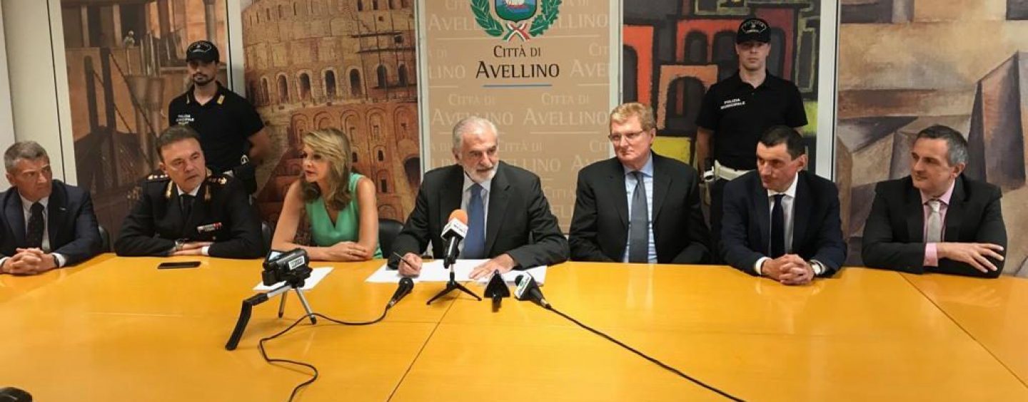 “Avellinesi, non abbiate paura di osare”. L’ultimo saluto alla città del “cittadino onorario” Giuseppe Priolo