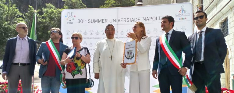 FOTO/ Universiadi, al via la staffetta da Montevergine. L’abate: “Sia strumento di pace”