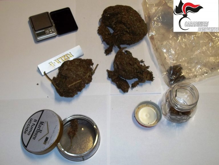 Nasconde droga in casa e nel garage, nei guai un artigiano 54enne