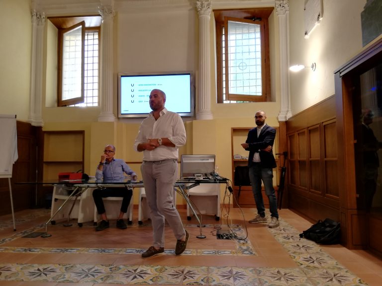 Il futuro secondo gli “affamati dell’innovazione”: spalancate le porte delle aziende a idee esterne