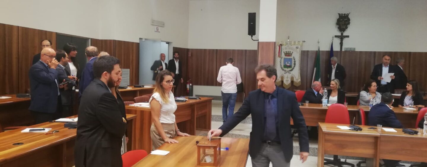 Da capolista a numero tre, Ugo Maggio sbatte la porta e lascia la lista “Caldoro Presidente – Udc”