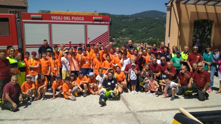 Campo scuola di Protezione Civile, i ragazzi scoprono il Volontariato