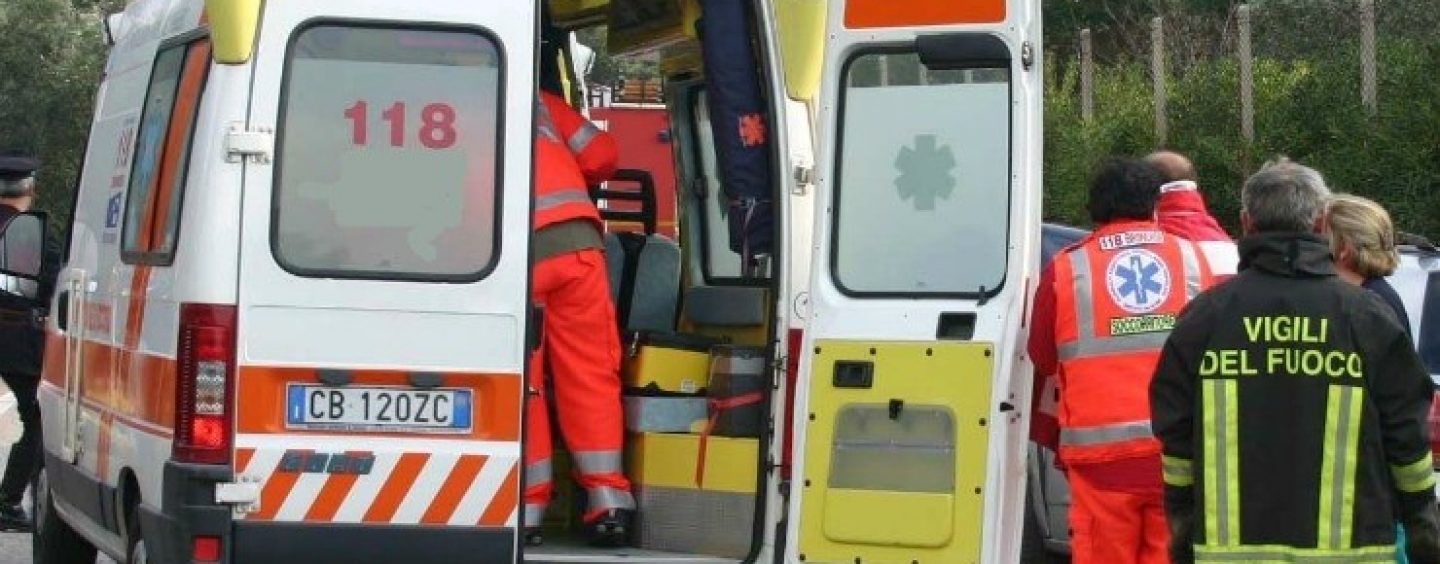 Benevento: finiti in un dirupo, due giovani salvati. Assistiti tutta la notte dai vigili del fuoco