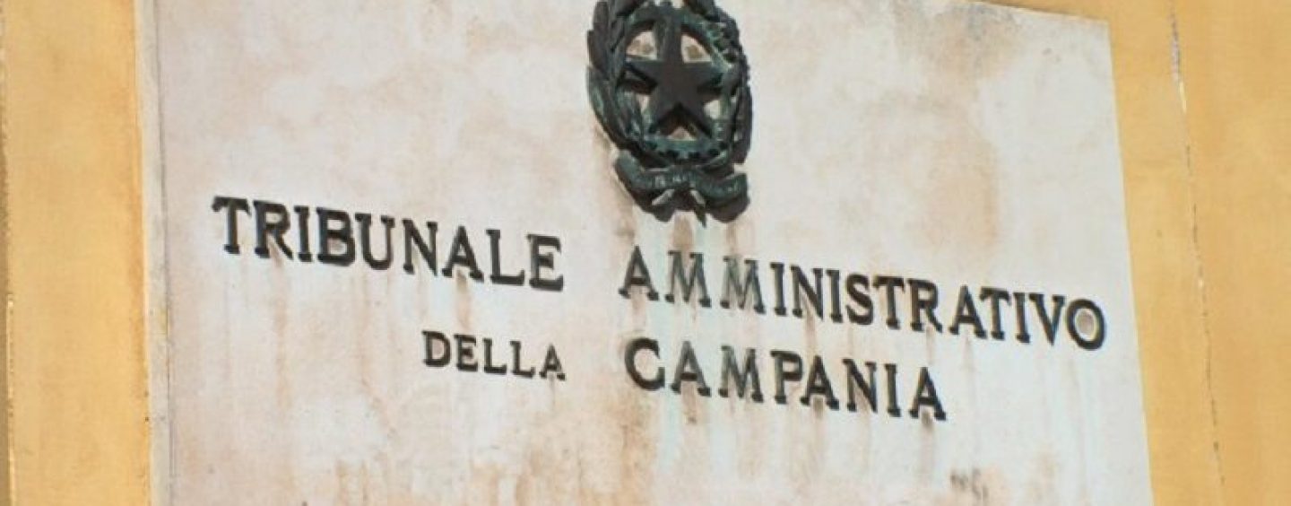 Scuole chiuse, il Tar dà ragione a De Luca: “Utile per garantire diritto alla salute”