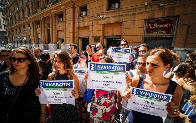 Reddito di cittadinanza, intesa in Campania per assumere 471 navigator. Governo esulta