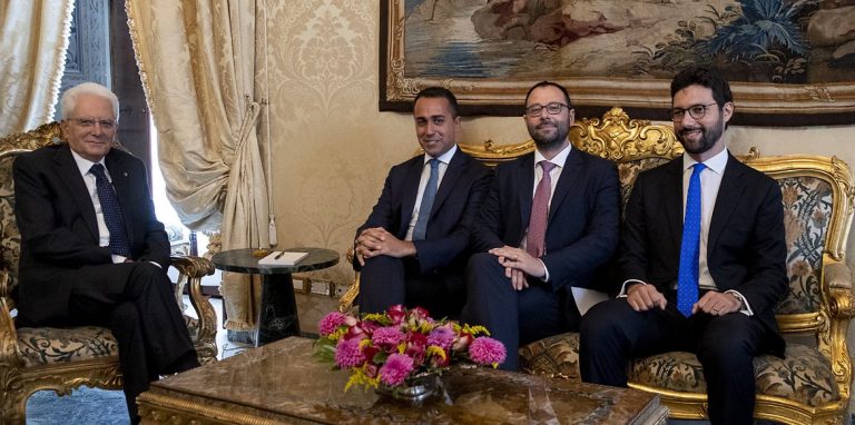 Governo, Di Maio replica a Zingaretti: “Il dl Sicurezza non si cambia”