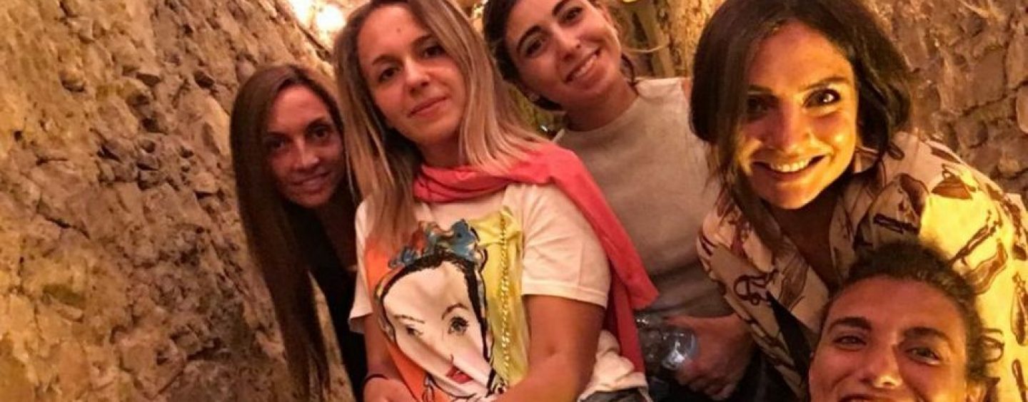 Sagra Girls, l’agenda social degli eventi. Cinque ragazze che si divertono più alle sagre che in discoteca