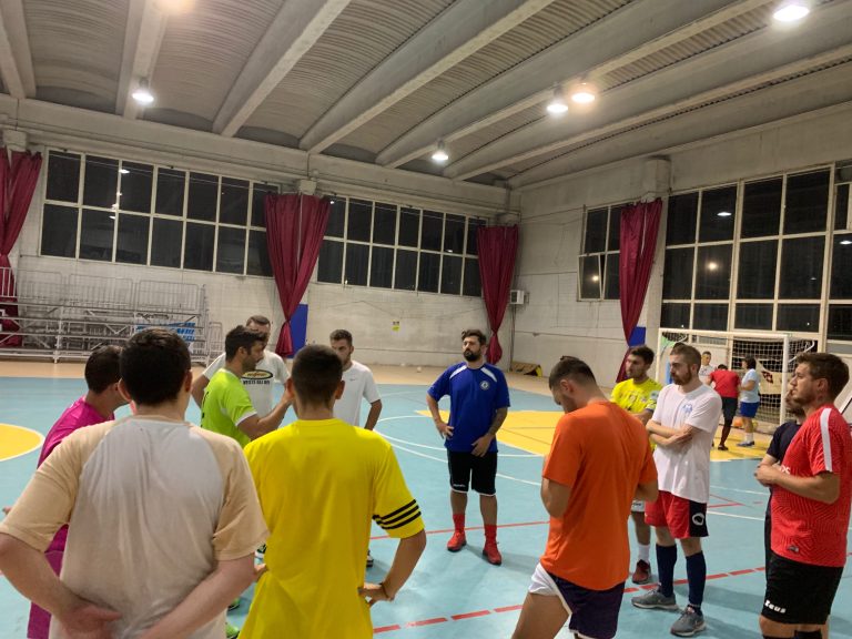 Solofra, al via il raduno dell’ “Agostino Lettieri Five Soccer”. Il 19 ottobre prima di campionato
