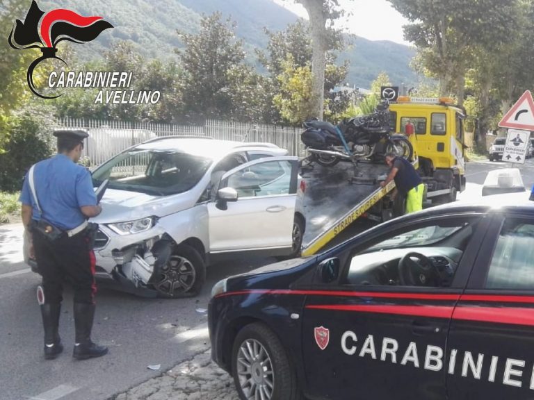 Monteforte: moto contro auto, centauro in prognosi riservata al “Moscati”